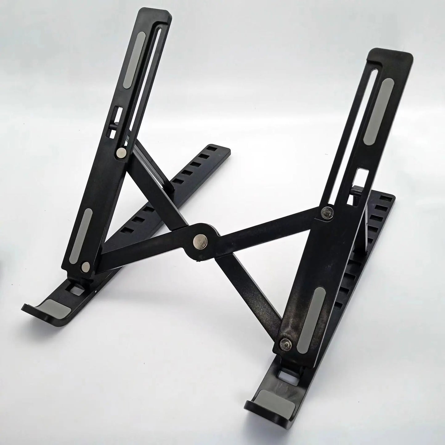 Ergonomische Laptop houder - Zwart - Laptop Standaard - Verstelbaar Coolgods