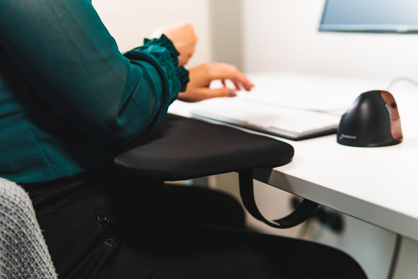 Grote ergonomische armsteun voor bureau